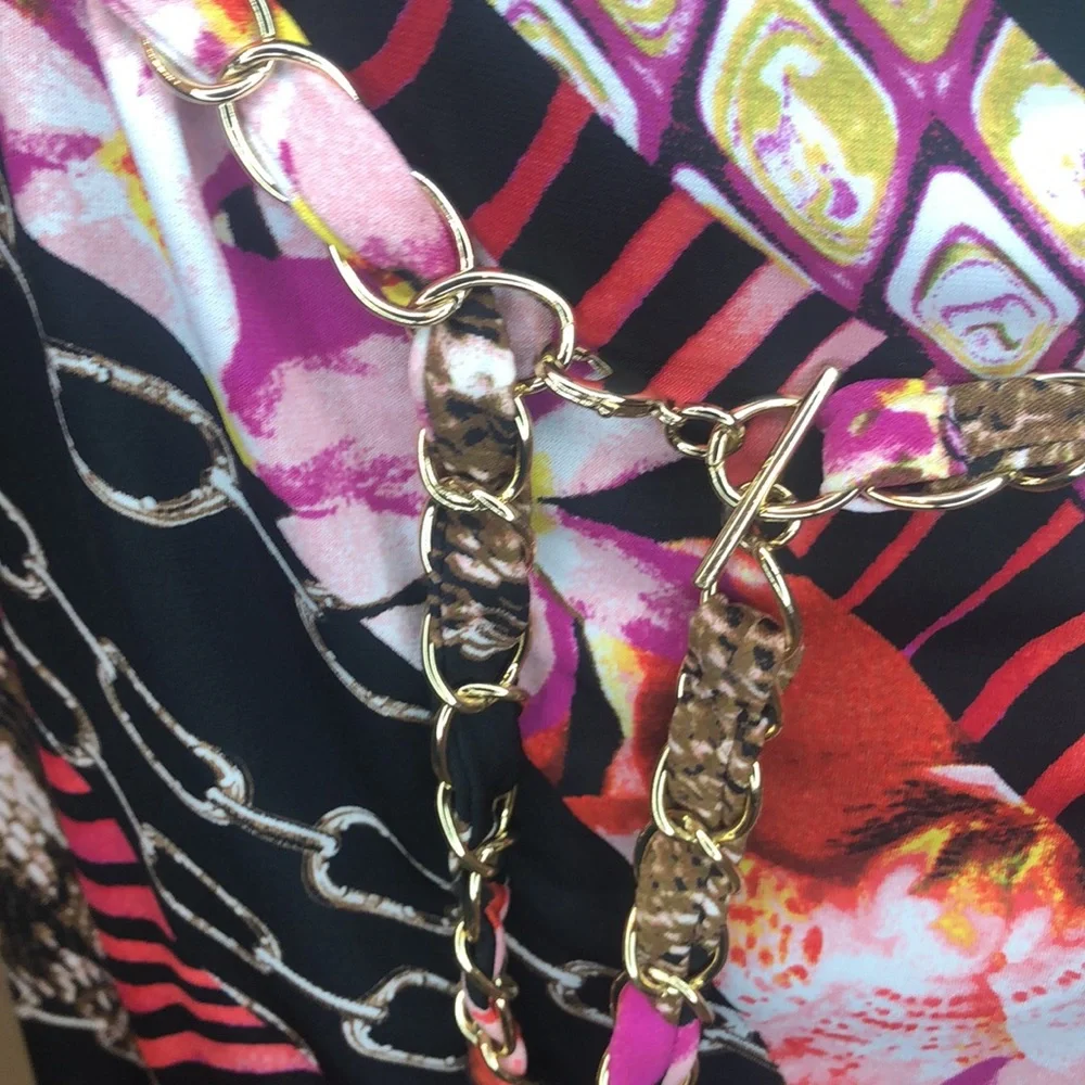 Gorgeous Cache’ Dress with belt - Picture 4 of 7